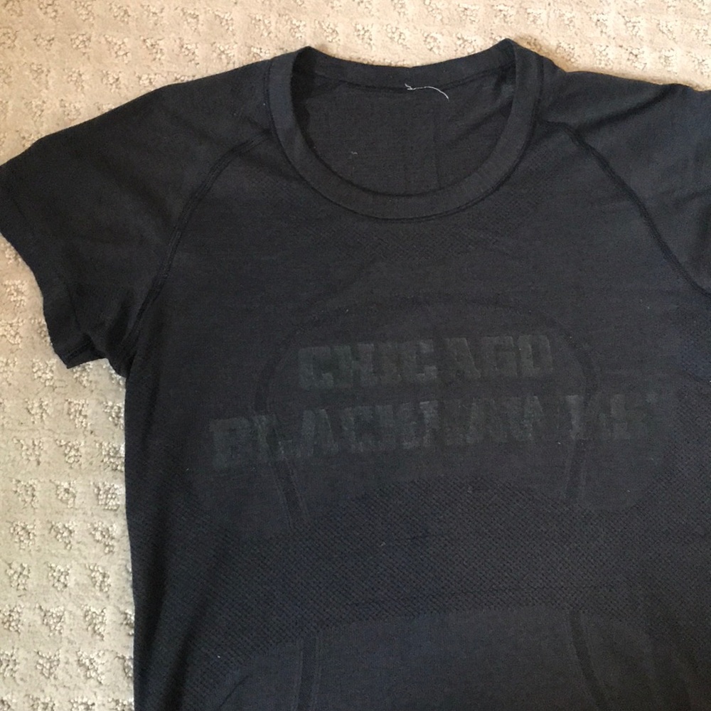 Black LuLuLemon Swiftly T Shirt - Blackhawks